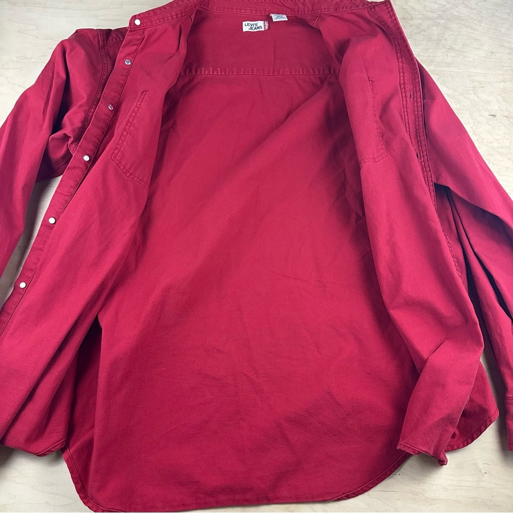 Levi’s button up - Picture 4 of 8